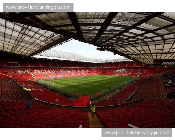 老特拉福德的红色风暴：曼联与西布罗姆的恩怨情仇